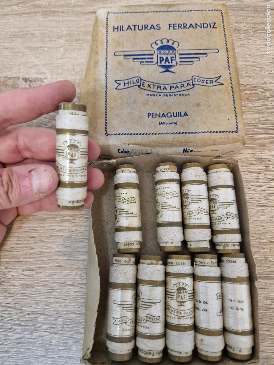 Antig&uuml;edades: antigua caja de hilos hilaturas ferrandiz extra coser penaguila alicante rollo carrete