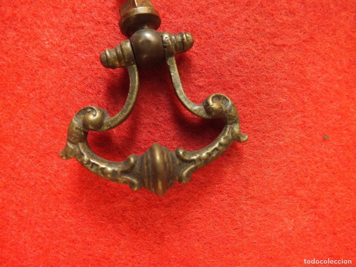 Antig&uuml;edades: TIRADOR BRONCE COMPLETO PARA PUERTA DE MUEBLE ARMARIO