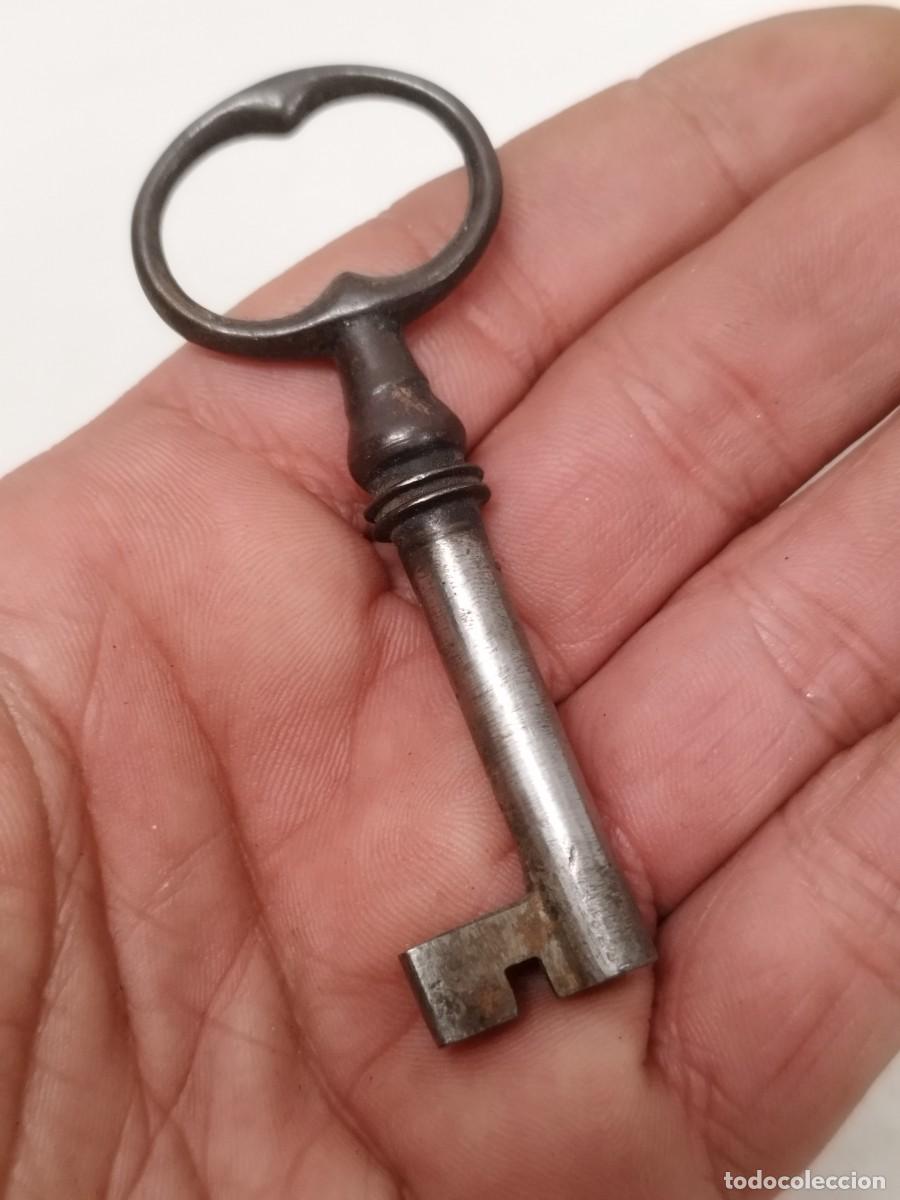 Antig&uuml;edades: Cuatro antiguas llaves a identificar. - Foto 5