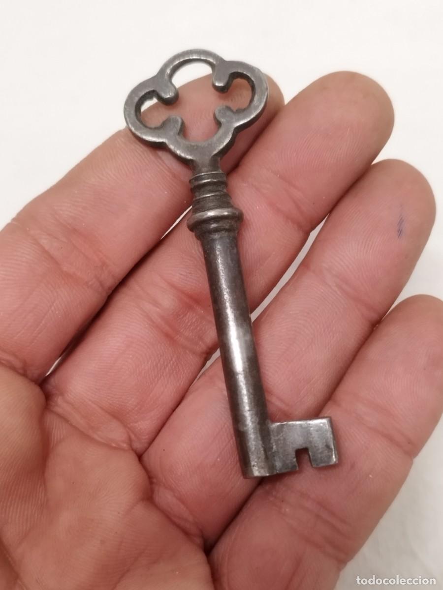 Antig&uuml;edades: Cuatro antiguas llaves a identificar. - Foto 8
