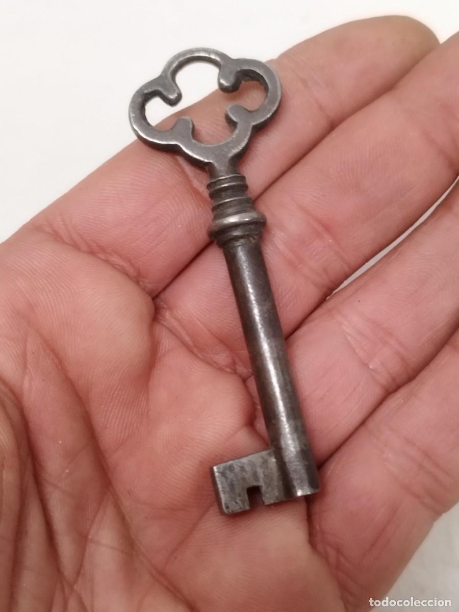 Antig&uuml;edades: Cuatro antiguas llaves a identificar. - Foto 9