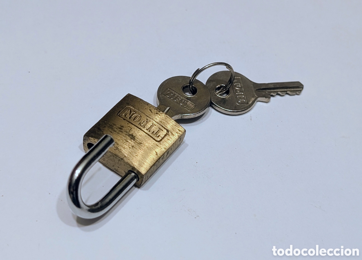 Antig&uuml;edades: Candado con dos llaves marca TIFON - Foto 2