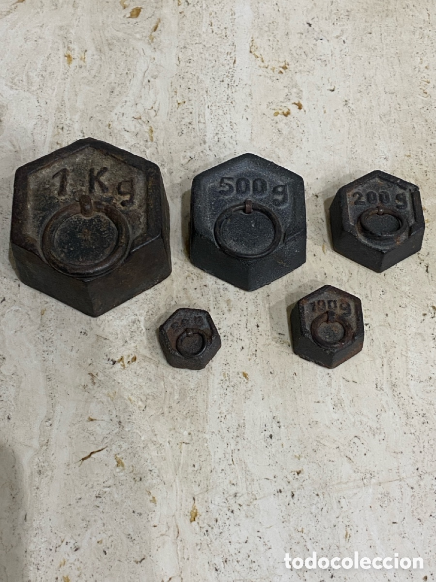 Antig&uuml;edades: Lote de cinco pesas antiguas - Foto 2