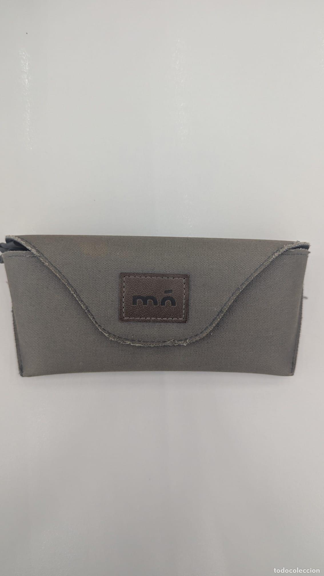 Antig&uuml;edades: Funda de gafas Gris como nueva