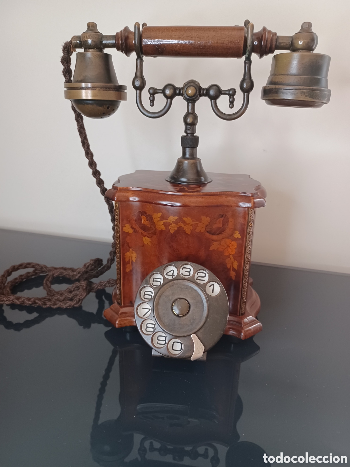 Tel&eacute;fonos: Tel&eacute;fono Telcer Milano. Marqueter&iacute;a Fina. 100% Original. Doble Campana. 2,4 Kg.