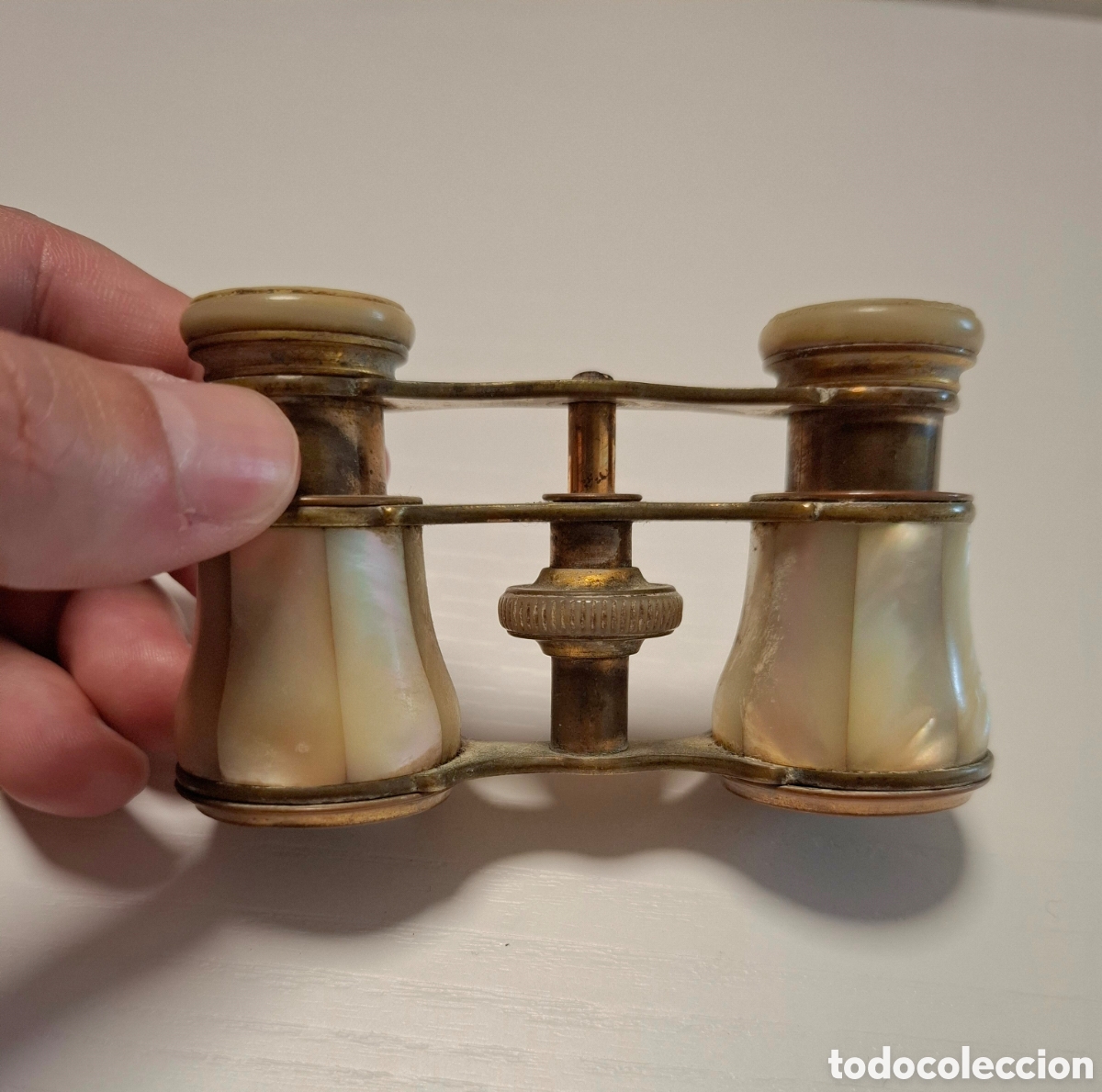 Oggetti Antichi: Prism&aacute;ticos de &oacute;pera antiguos en n&aacute;car (mother of pearl) &ndash; s. XIX / XX