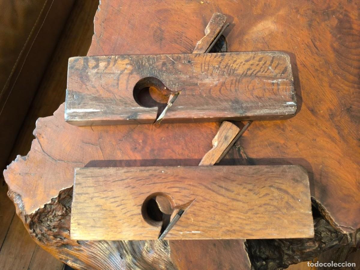 Antig&uuml;edades: PAREJA DE CEPILLOS DE MADERA, MARCA LA CONSTRUCTORA DE EINES N&ordm; 26 Y 32 - Foto 1