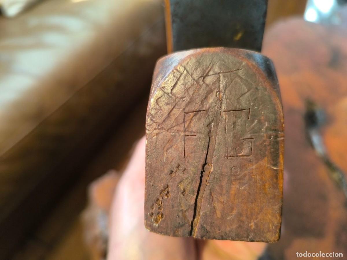 Antig&uuml;edades: CEPILLO DE MADERA DE ROBLE B. S. I. G. - Foto 4