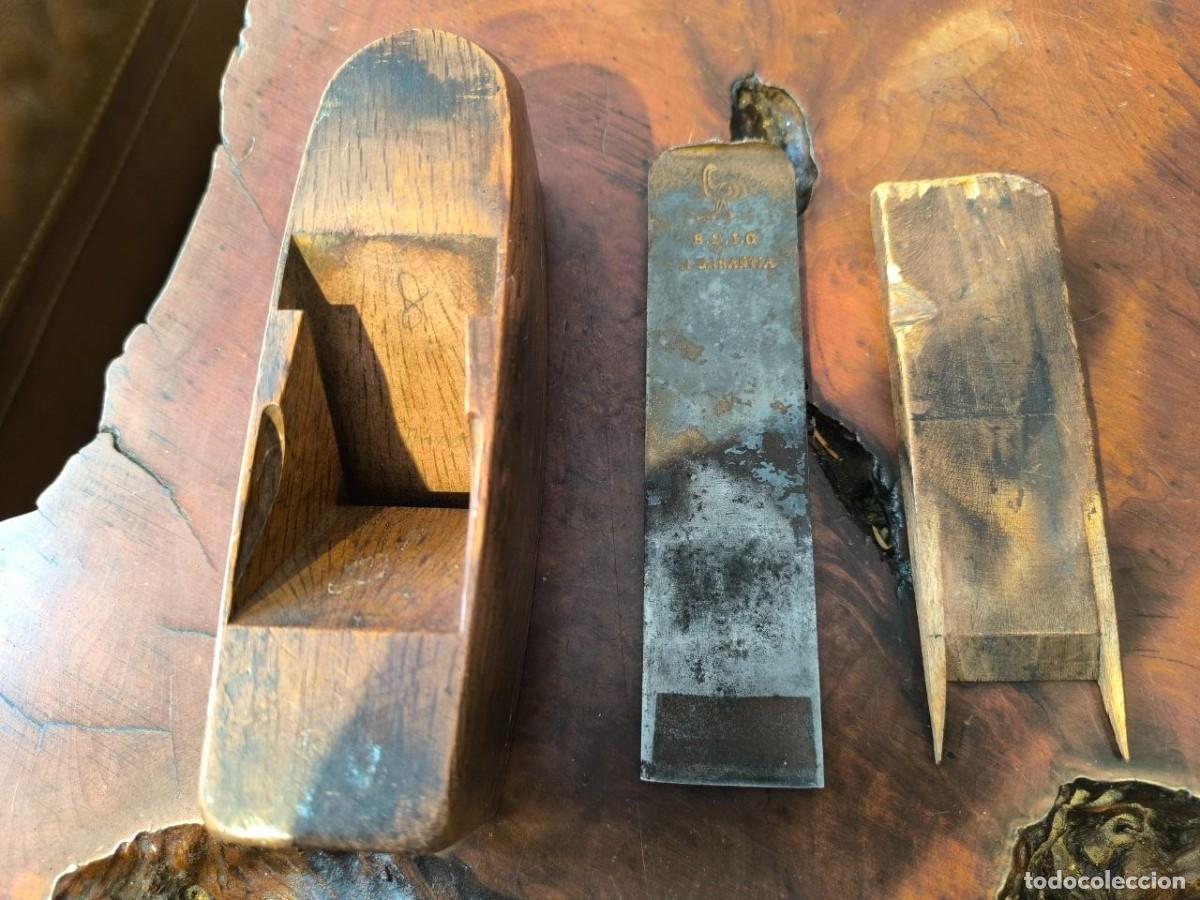 Antig&uuml;edades: CEPILLO DE MADERA DE ROBLE B. S. I. G. - Foto 6