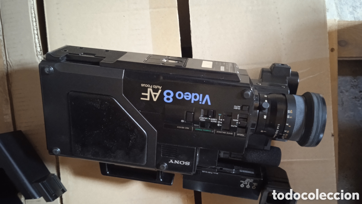 Antig&uuml;edades: Videocamara Sony CCD V8AF 8 AF Vintage con funda completa - Foto 2