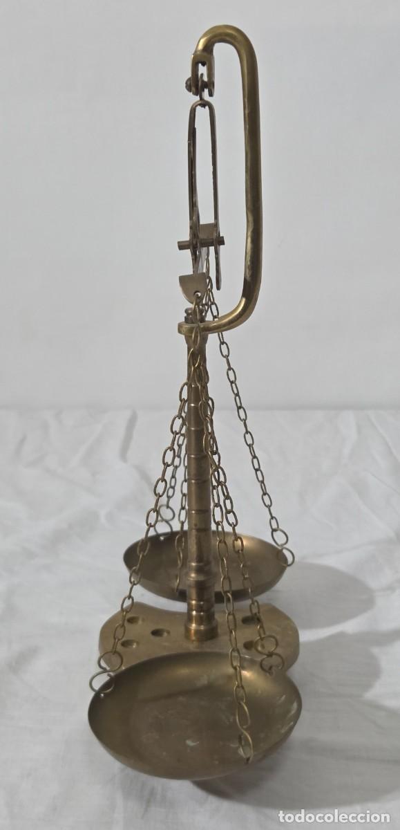 Antig&uuml;edades: Gran Balanza de lat&oacute;n, bien equilibrada - Foto 7
