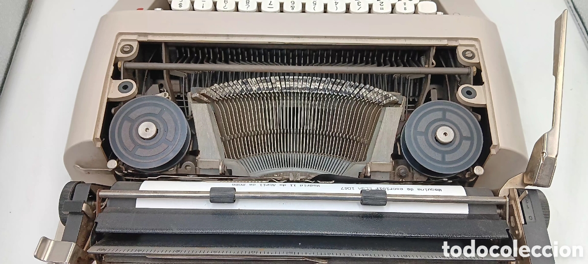 Antig&uuml;edades: M&aacute;quina de escribir ELSA - Foto 5