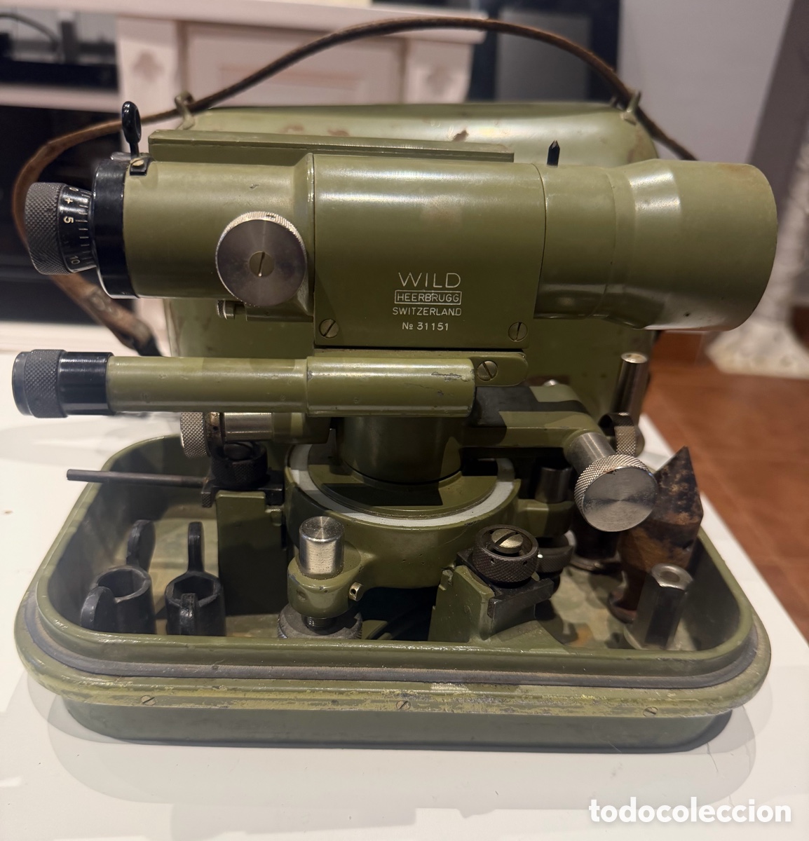 Antig&uuml;edades: Nivel topogr&aacute;fico WILD Heerbrugg Suiza