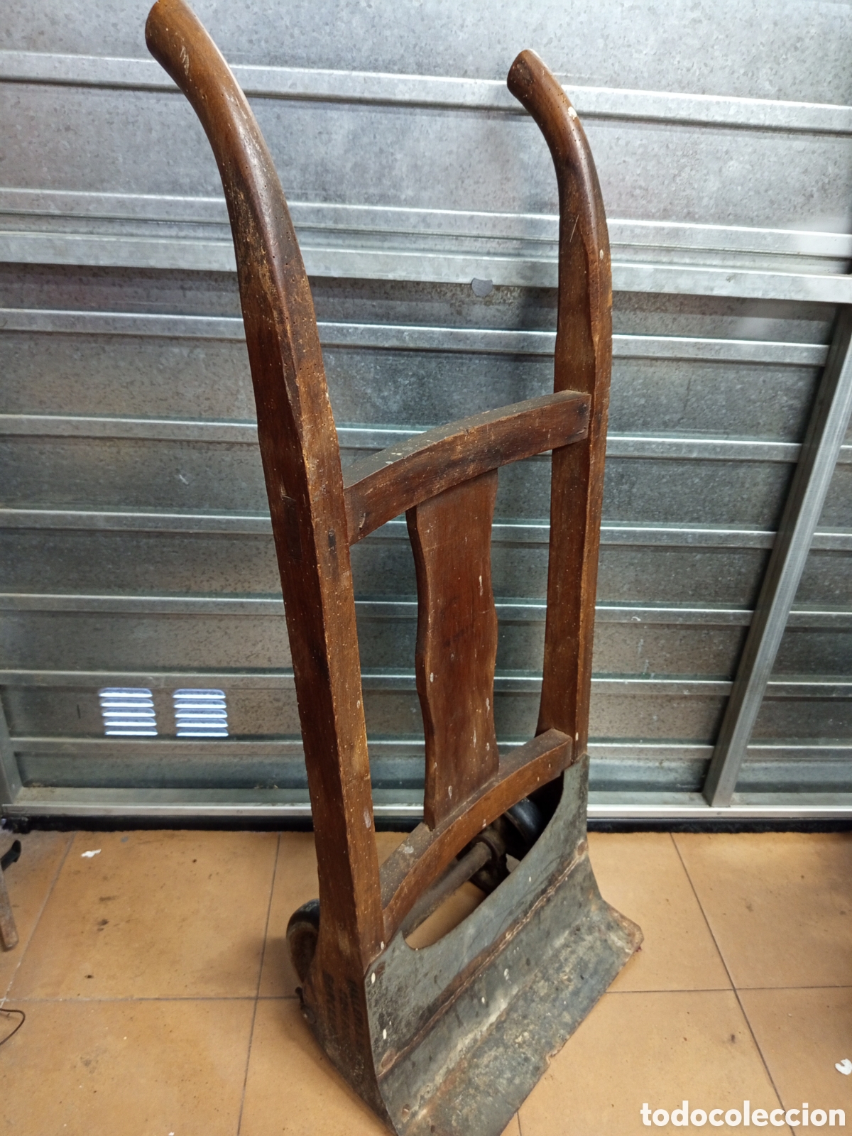 Antig&uuml;edades: Carretilla antigua madera Talleres Barcino