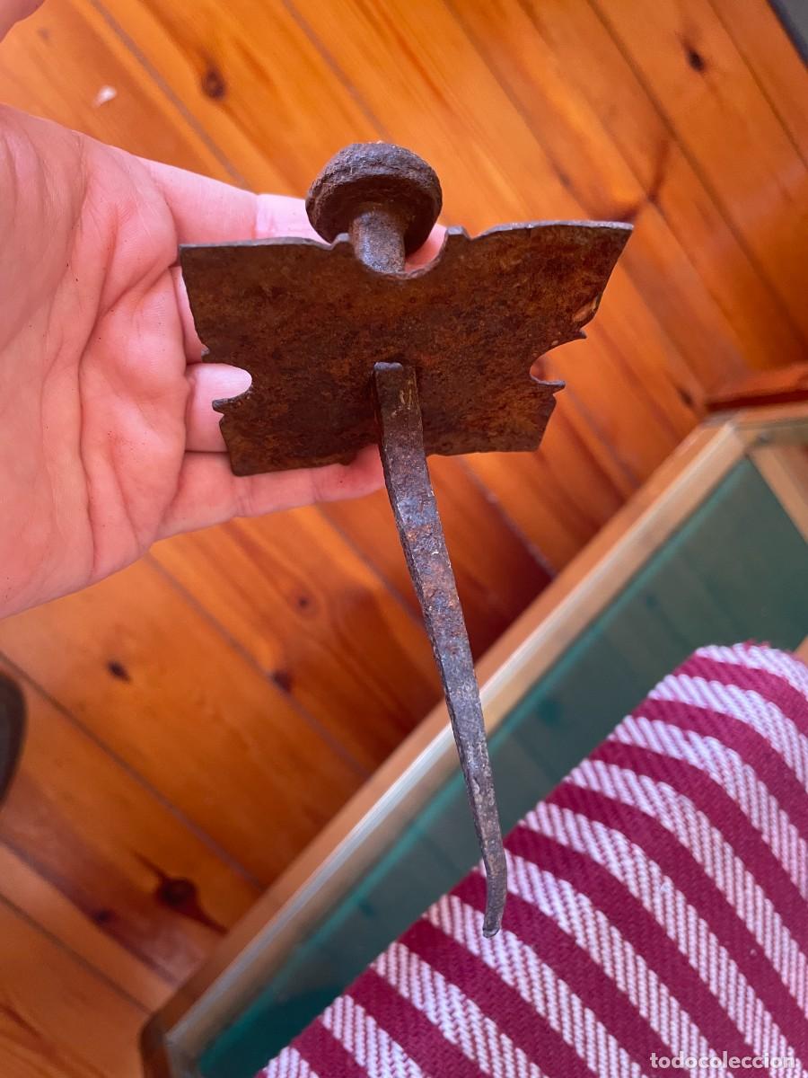 Antig&uuml;edades: Clavo de hierro de puerta - Foto 4