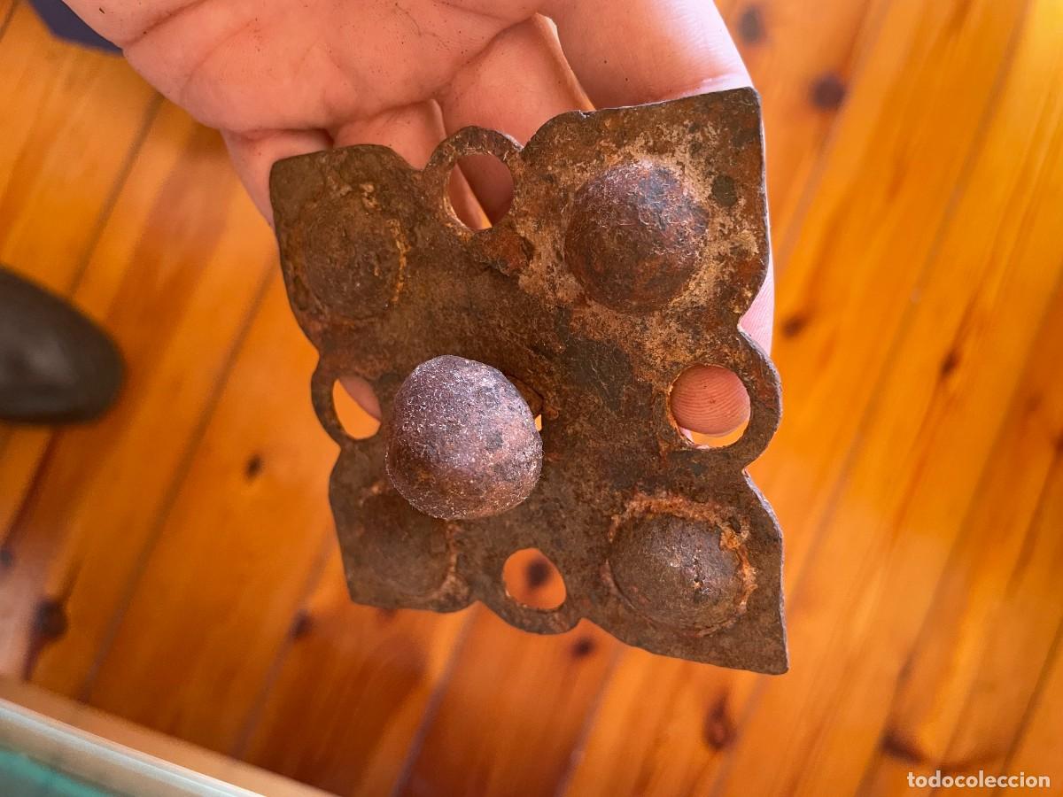 Antig&uuml;edades: Clavo de hierro de puerta - Foto 3
