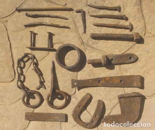 Antig&uuml;edades: Lote 10 piezas y 7 clavos Antiguos de Forja - Procedencia Soria - Est&aacute;n oxidadas