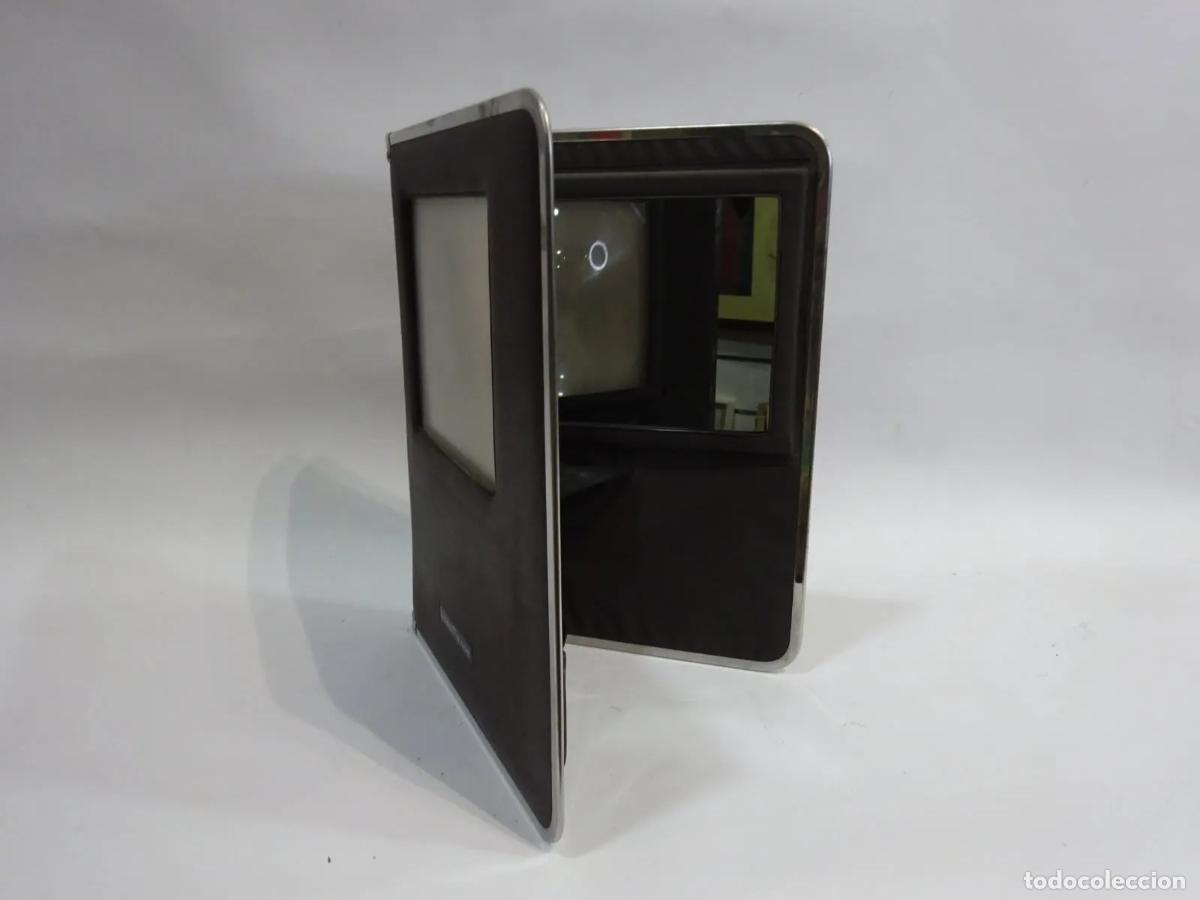 Tel&eacute;fonos: Carpeta para invertir imagen Nordmende