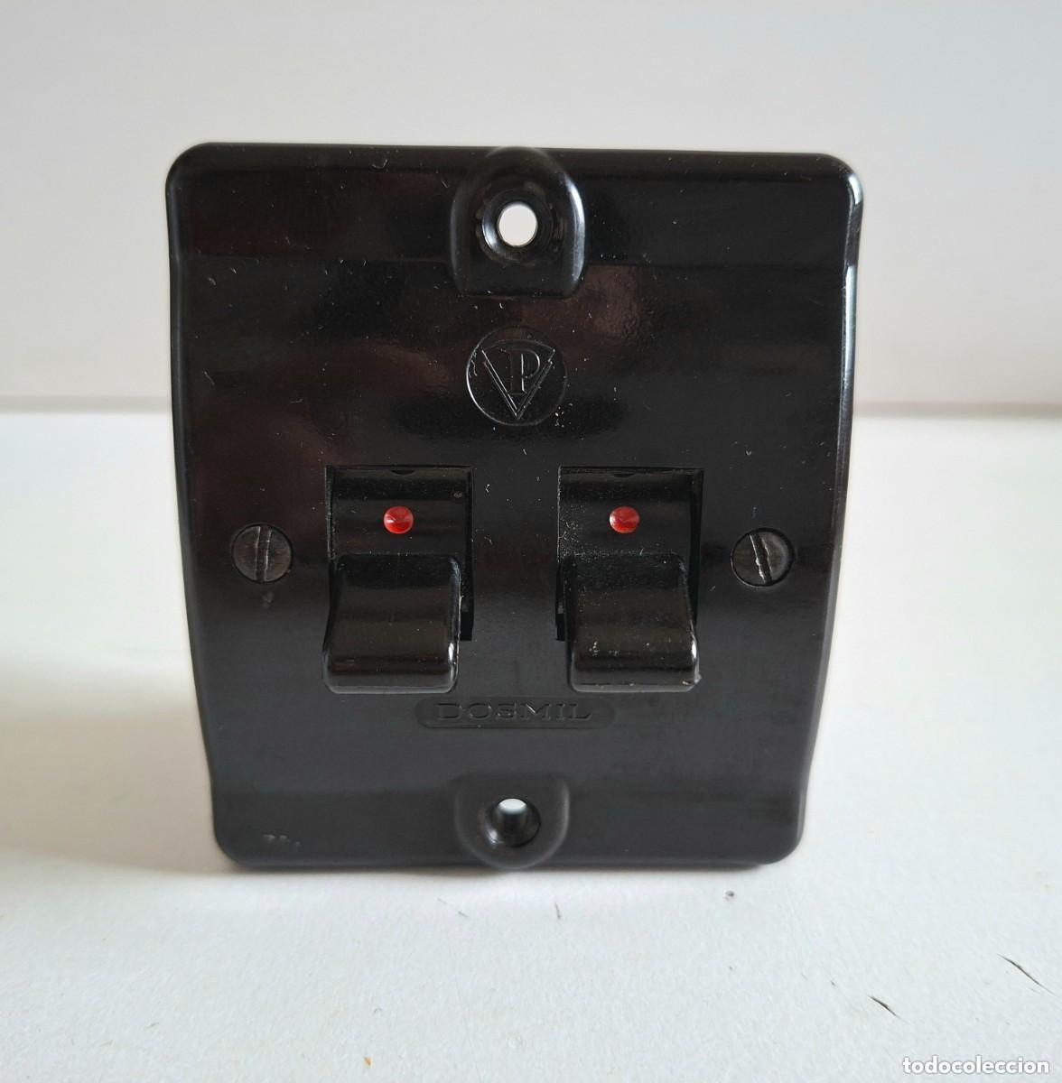 Antiques: ANTIGUO INTERRUPTOR DOBLE MONOPOLAR - PLASTIMETAL SERIE DOSMIL