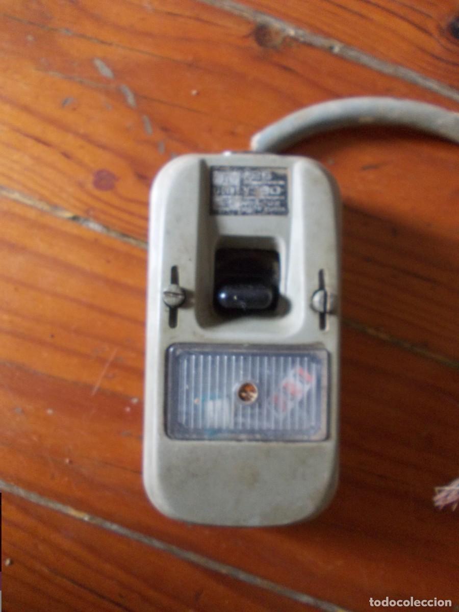 Antiques: Interruptor Ticino el&eacute;ctrico antiguo A26 V380 Art.602 conmutador beige cable desgaste pieza vintage