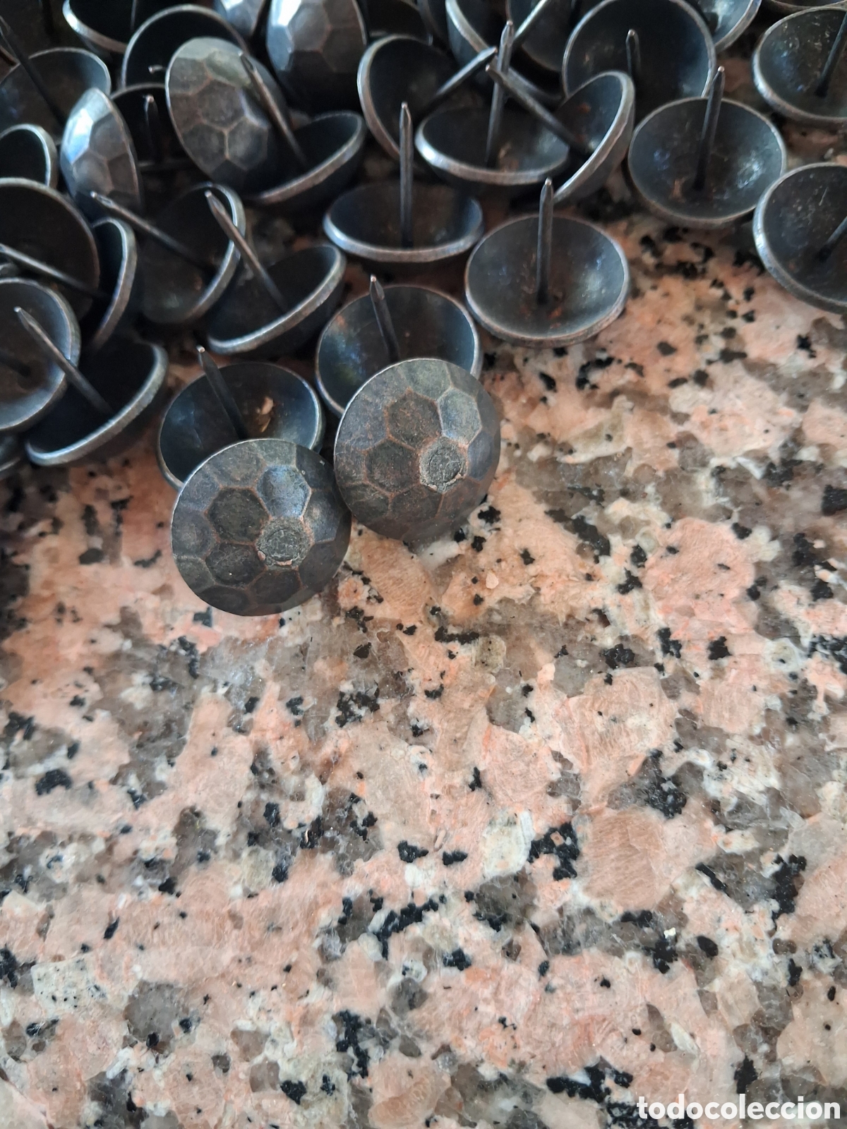 Antig&uuml;edades: Antiguas tachuelas,clavos antiguos