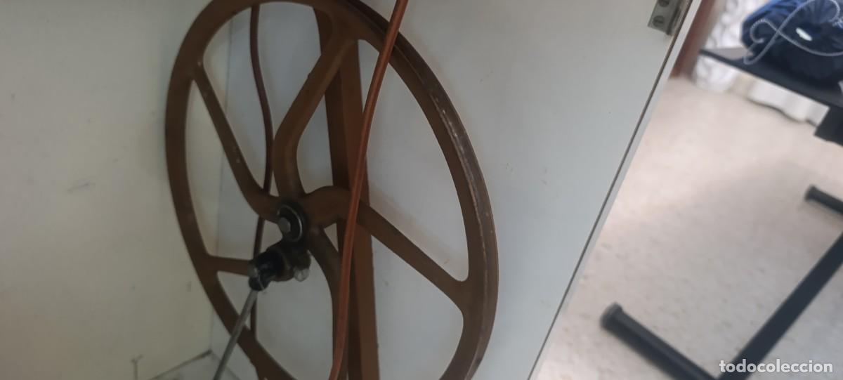 Antig&uuml;edades: Maquina de coser alfa - Foto 5