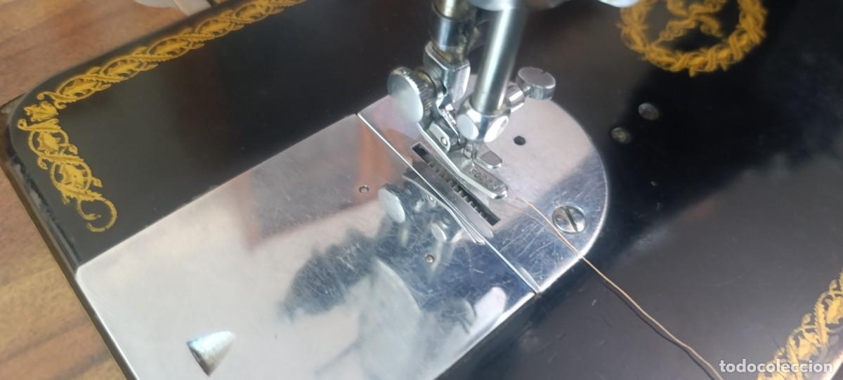 Antig&uuml;edades: Maquina de coser alfa - Foto 7
