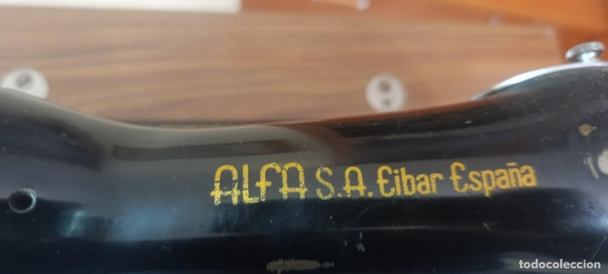 Antig&uuml;edades: Maquina de coser alfa - Foto 9
