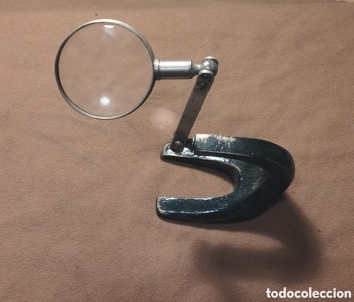 Antiquit&eacute;s: ANTIGUA LUPA DE MESA ARTICULADA - CON PI&Eacute; DE HIERRO Y ARTICULACIONES MET&Aacute;LICAS - A&Ntilde;OS 1940