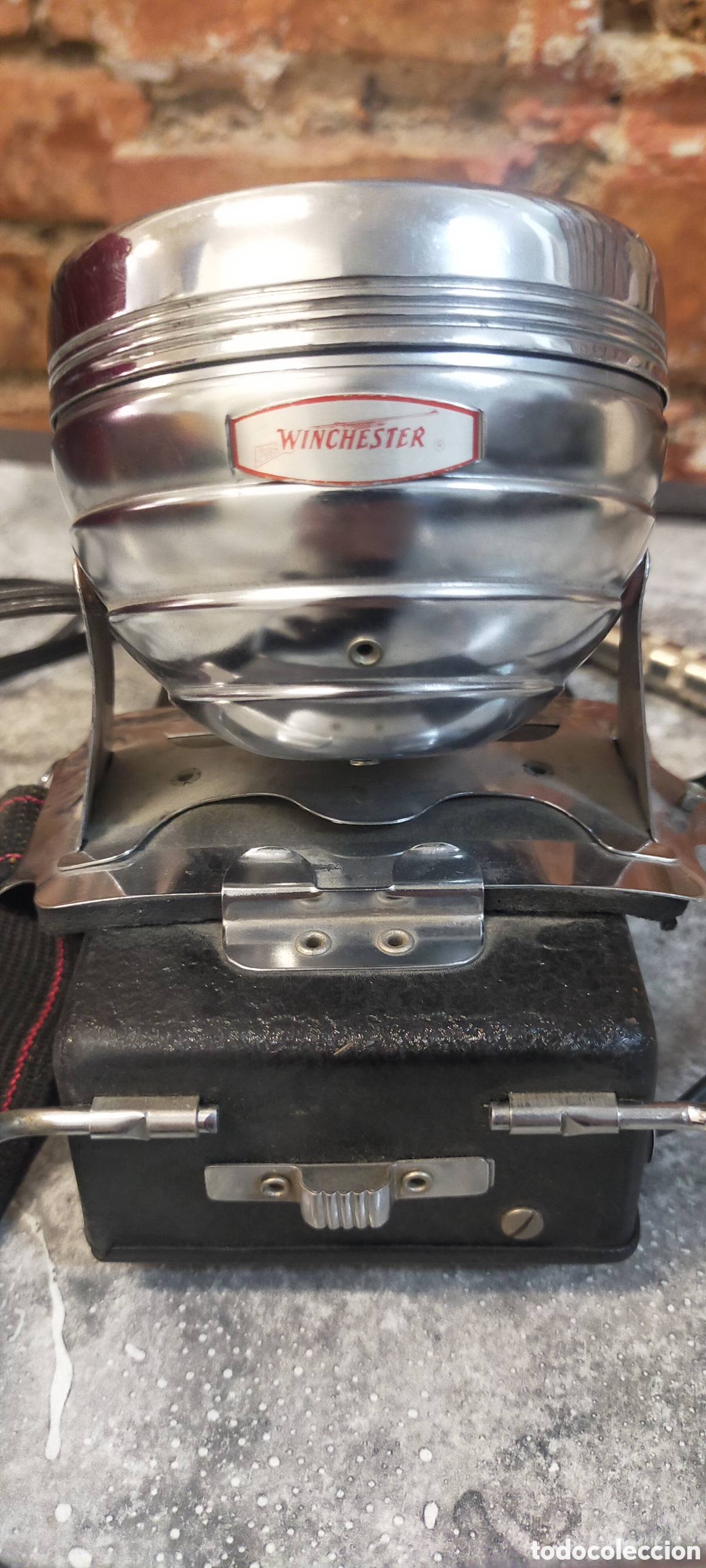 Antig&uuml;edades: Linterna Winchester vintage FUNCIONA con cable y correa - Foto 14