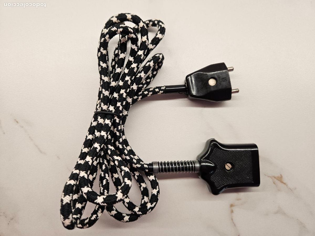 Antig&uuml;edades: CABLE ANTIGUO PARA PLANCHA ETC&hellip;