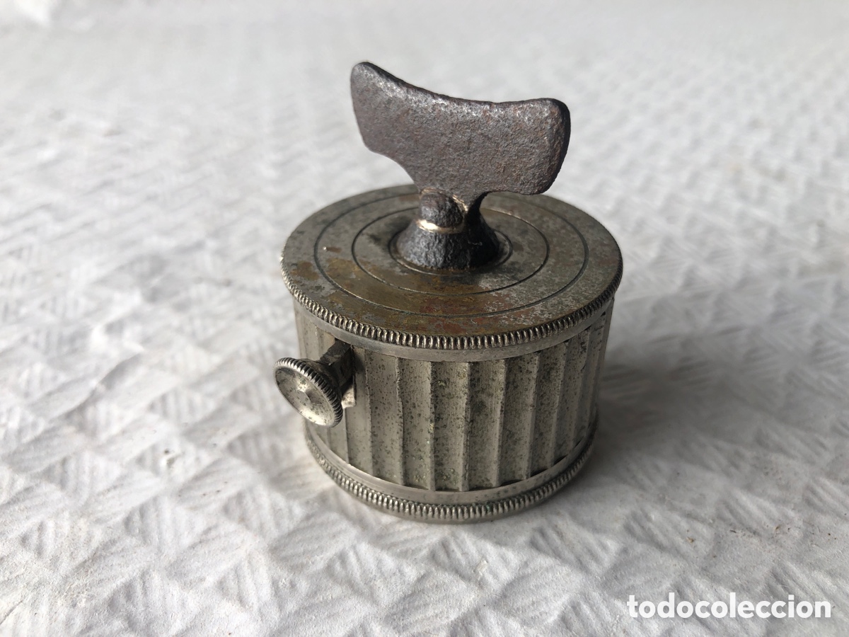 Antig&uuml;edades: Antiguo y raro escarificador para realizar sangrias