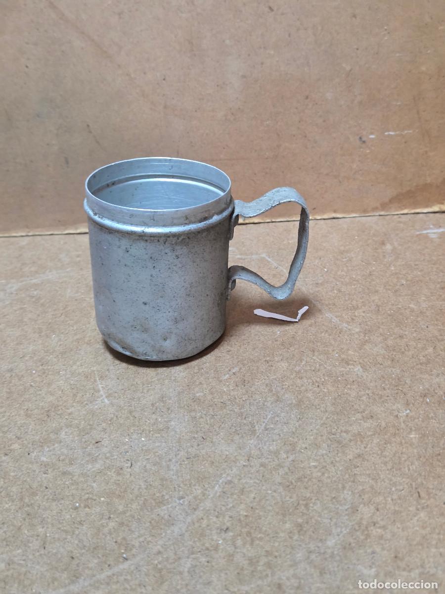 Antig&uuml;edades: peque&ntilde;a jarra de aluminio antigua - Foto 1