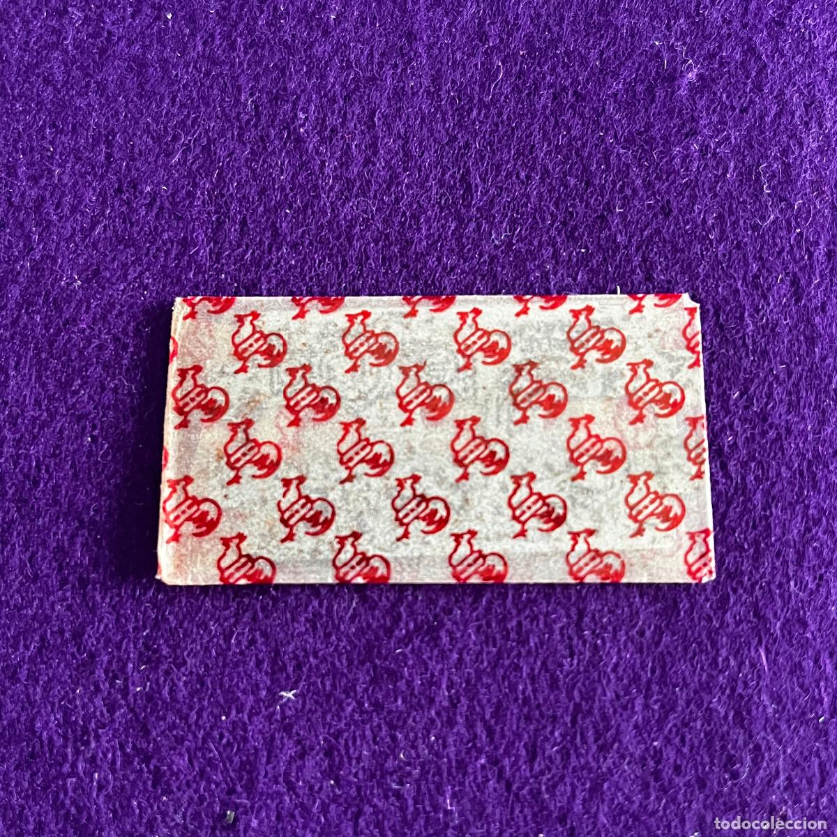 Antig&uuml;edades: FUNDA Y HOJA DE CUCHILLA DE AFEITAR. GALLO.