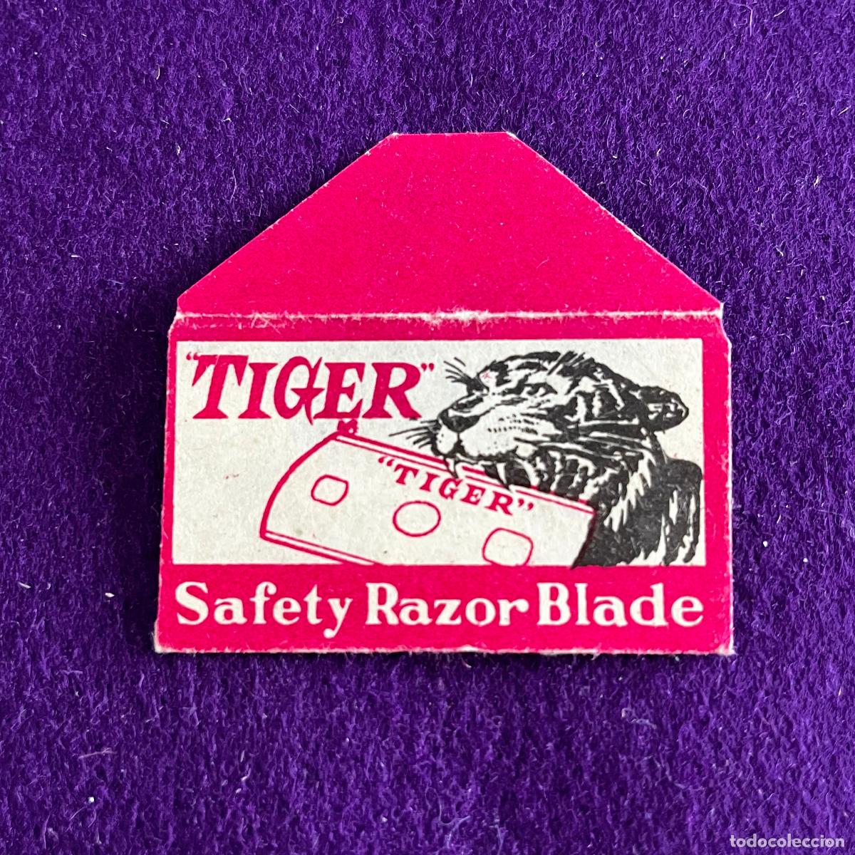 Antig&uuml;edades: FUNDA DE HOJA DE CUCHILLA DE AFEITAR. TIGER.