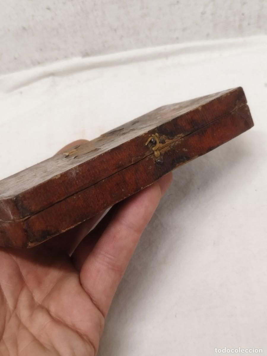 Antig&uuml;edades: Antigua caja de madera, estuche para balanza de precisi&oacute;n. - Foto 9