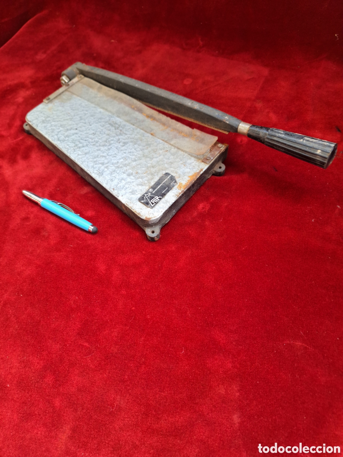 Antig&uuml;edades: Antigua cizalla de palanca Zair! Hierro fundido.Para cortar papel o pelicula fotografica.