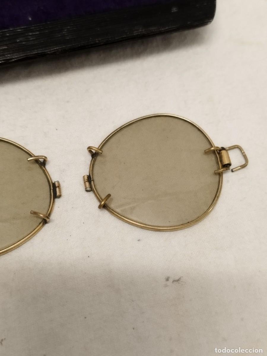 Antig&uuml;edades: Antiguas gafas a restaurar con su funda. - Foto 3