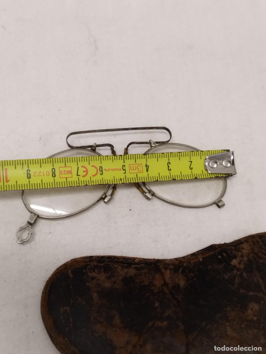 Antig&uuml;edades: Antiguas gafas con su funda. - Foto 8