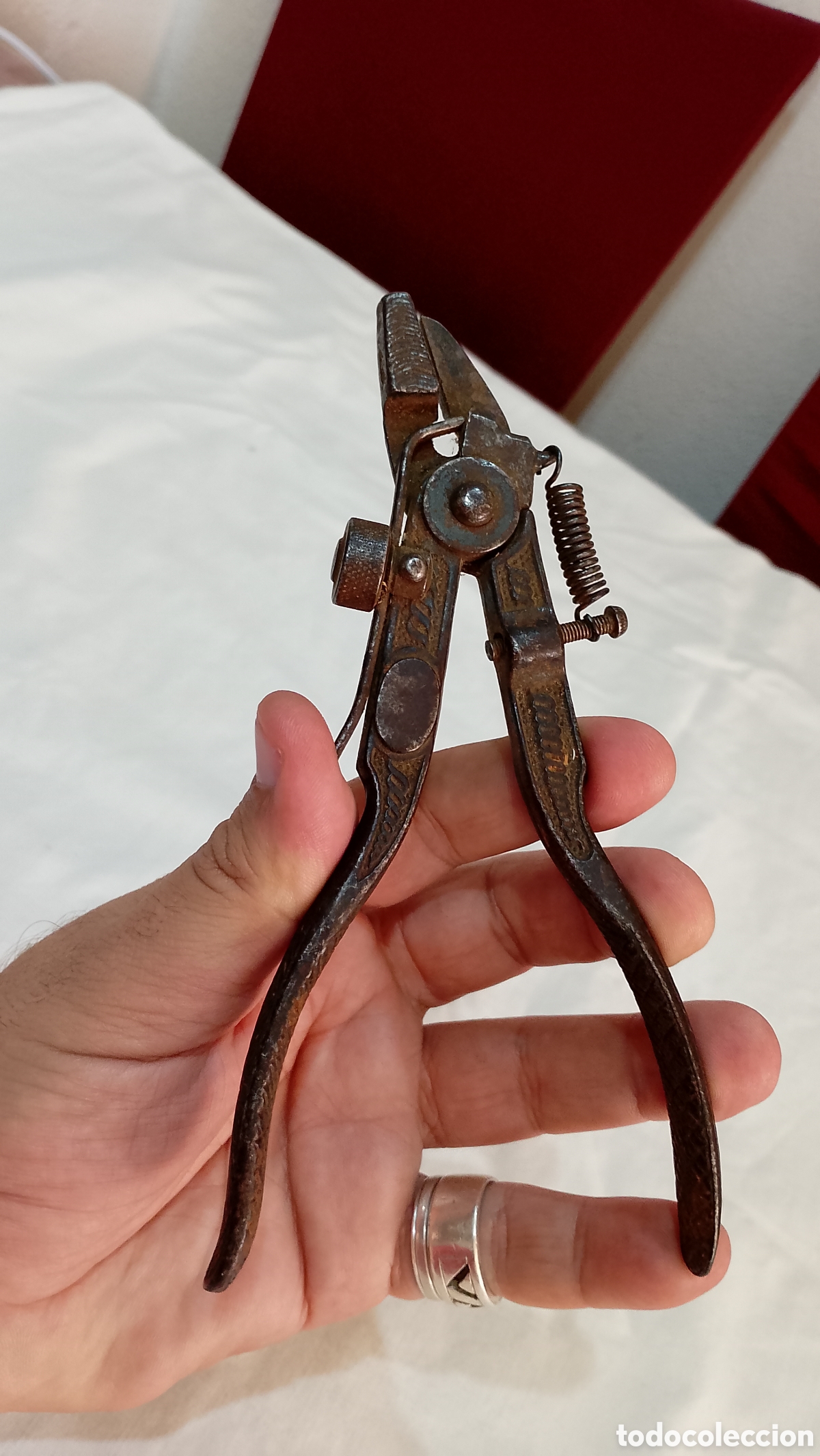 Antig&uuml;edades: Antiguo triscador herramienta