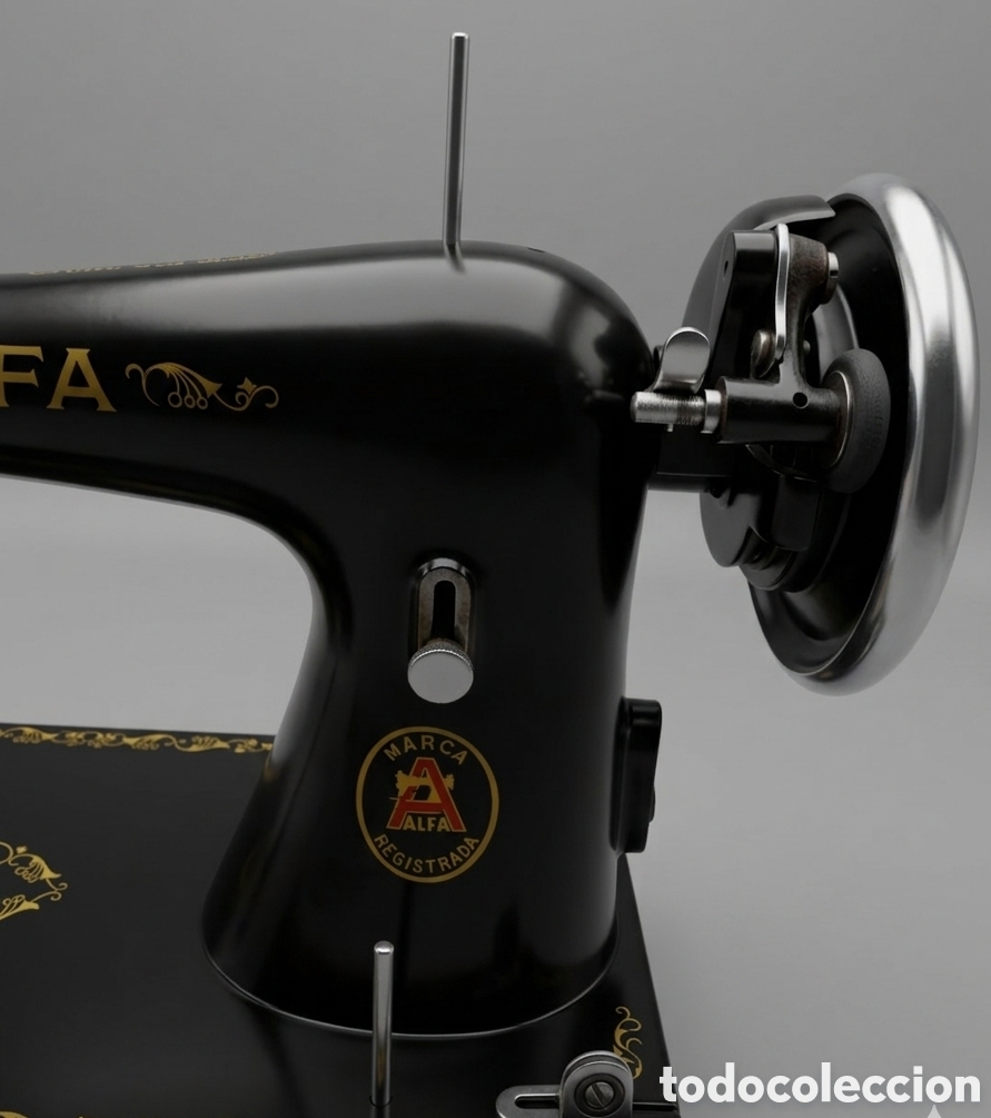 Antig&uuml;edades: MAQUINA DE COSER ALFA S.A. EIBAR - BIEN CONSERVADA - Foto 3