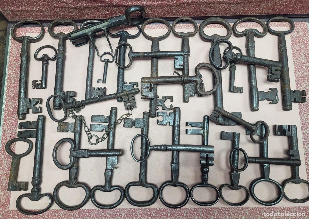 Antig&uuml;edades: LOTE COLECCION LLAVES ANTIGUAS FORJA CERRAJERIA