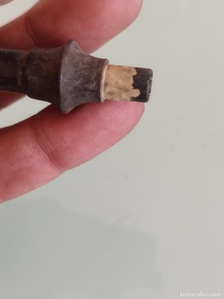 Antig&uuml;edades: Antiguo mango de madera, de sello o herramienta a identificar, - Foto 3