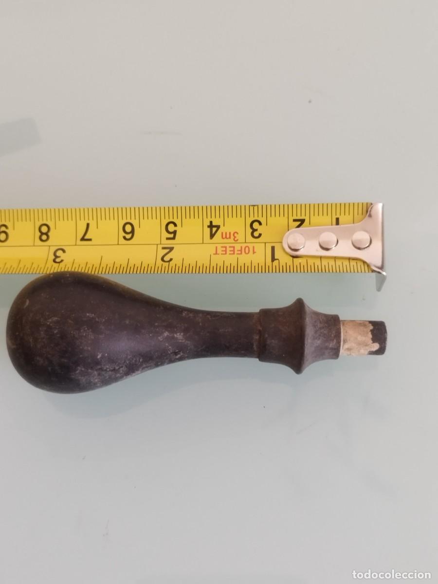 Antig&uuml;edades: Antiguo mango de madera, de sello o herramienta a identificar, - Foto 5