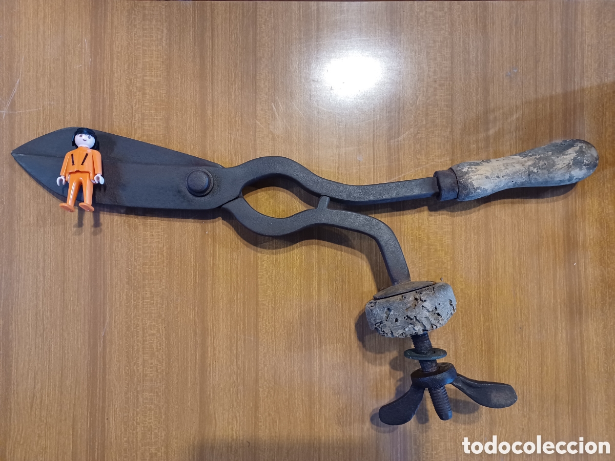 Antig&uuml;edades: Antiguas tijeras de carnicer&iacute;a. - Foto 3