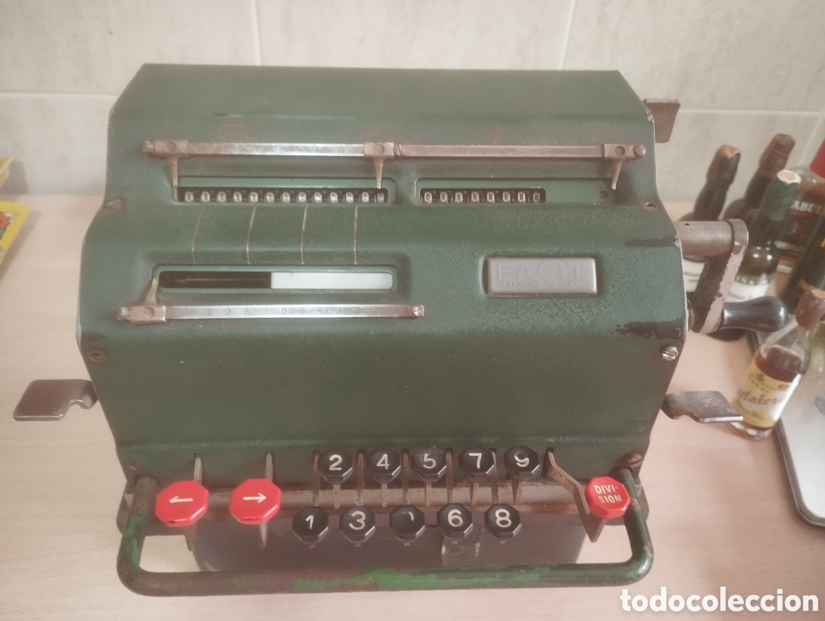 Antig&uuml;edades: ANTIGUA CALCULADORA MANUAL FACIT