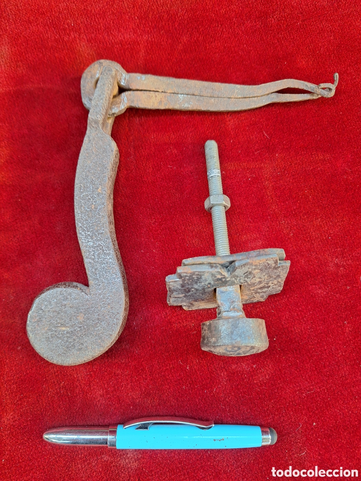 Antig&uuml;edades: Antigua aldaba de hierro fundido!