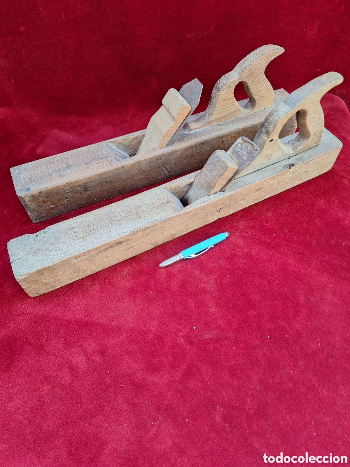 Antig&uuml;edades: Lote 2 antiguas garlopas! Grabado en la cuchilla.