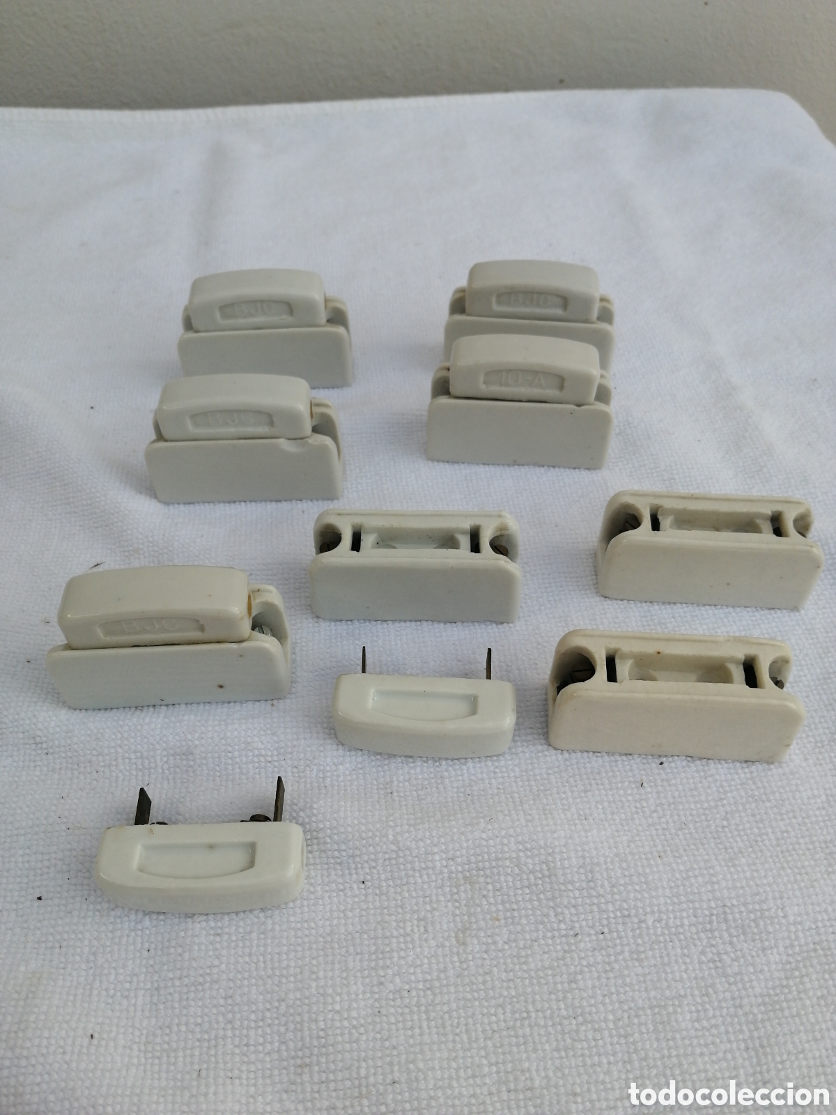 Antig&uuml;edades: Lote fusibles antiguos de porcelana