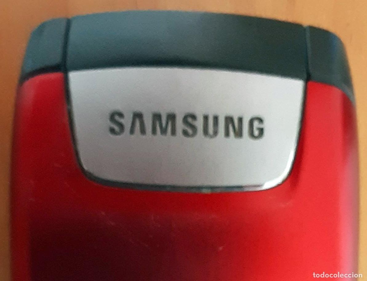 Telefoni: SAMSUNG - VODAFONE - CON CARGADOR - MUY BUEN ESTADO